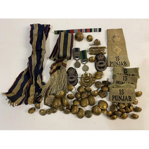 1062 - TWO INDIA GENERAL SERVICE MINIATURE MEDALS AND A SELECTION OF BUTTONS. A George V India General Serv... 