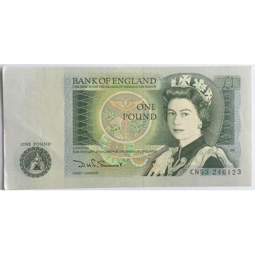 1200 - A COLLECTION OF SERIES 'D' ONE POUND NOTES. 41 Series 'D' Pictorial issue one pound notes all signed... 