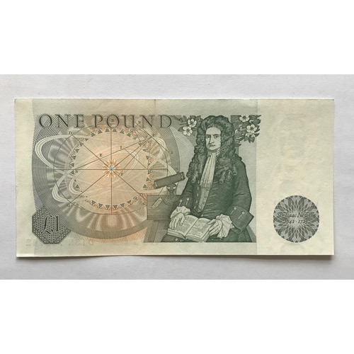 1212 - SERIES 'D' PICTORIAL ONE POUND BANKNOTES. A consecutive run of J.B.Page signed series 'D' pictorial ... 