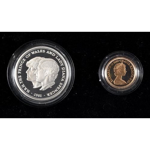 1220A - A PROOF SOVEREIGN AND 1981 CROWN. A Queen Elizabeth II Proof Sovereign dated 1981 and a 1981 Royal M... 