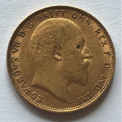 1229A - AN EDWARD VII SOVEREIGN. An Edward VII Sovereign, bare head r, dated 1904.