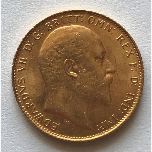 1232 - AN EDWARD VII SOVEREIGN. An Edward VII Sovereign, bare head r, dated 1906.