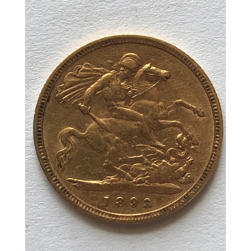 1234 - A VICTORIAN HALF SOVEREIGN. A Victorian half sovereign, old draped bust, l, dated 1893.