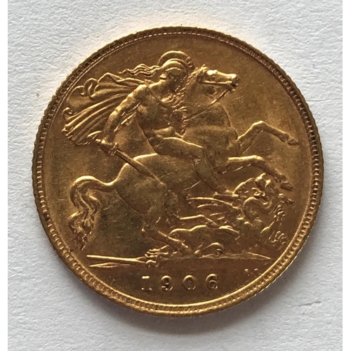 1239 - AN EDWARD VII HALF SOVEREIGN. An Edward VII half sovereign, bare head r, dated 1906.