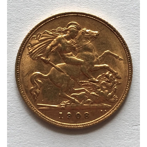 1243 - AN EDWARD VII HALF SOVEREIGN. An Edward VII half sovereign, bare head r, dated 1908.