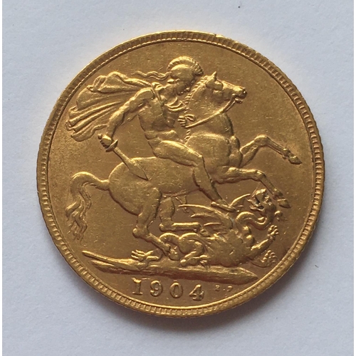 1277 - A SOVEREIGN. An Edward VII Sovereign dated 1904.