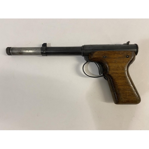 555 - A DIANA MODEL 2 AIR PISTOL. Marked to the top with an image of Diana the hunter and 'Diana Mod 2, Ma... 