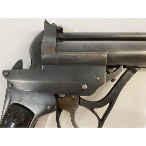 559 - A WESTLEIGH RICHARDS 'HIGHEST POSSIBLE' 177 AIR PISTOL. With a 24cm barrel, marked below 'Westleigh ... 