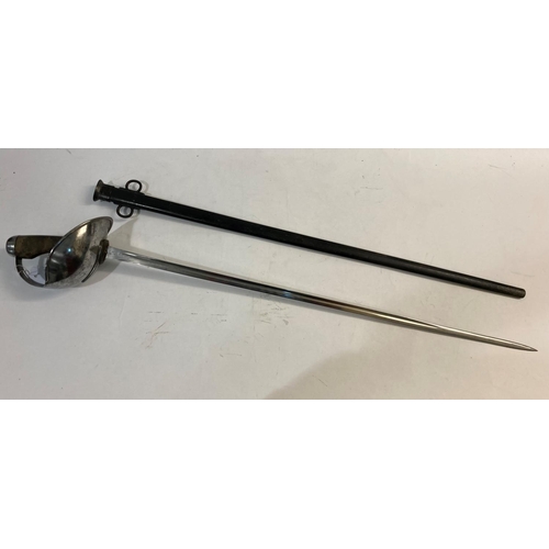 580 - A 1908 PATTERN TROOPERS CAVALRY SWORD AND SCABBARD. With an 89cm straight tapering fullered blade wi... 