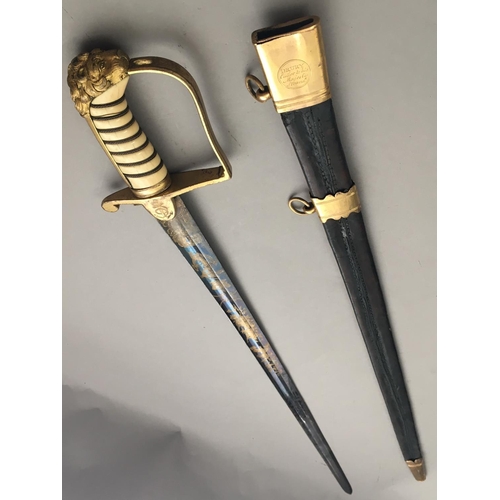 609 - AN 1805 PATTERN NAVAL OFFICERS SPADROON, RANK OF COMMANDER AND ABOVE. With an 83cm straight pointed ... 