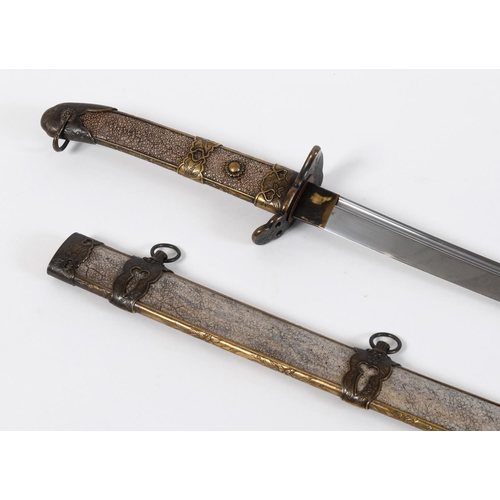 649 - A JAPANESE DIPLOMATIC SWORD, PRESENTATION TATCHI. With a 73cm blade, the Tang reads: Hasebe Kunishig... 