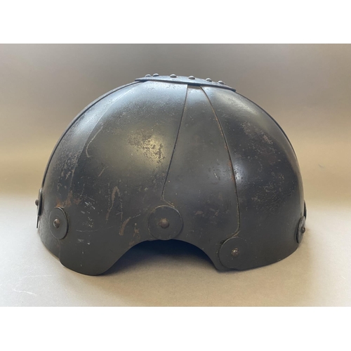 769 - A RARE SECOND WORLD WAR GERMAN PILOT FLIGHT PROTECTION HELMET SSK90. A German pilot flight protectio... 