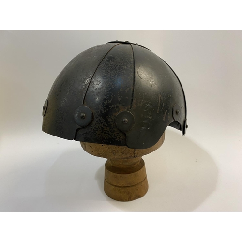 769 - A RARE SECOND WORLD WAR GERMAN PILOT FLIGHT PROTECTION HELMET SSK90. A German pilot flight protectio... 