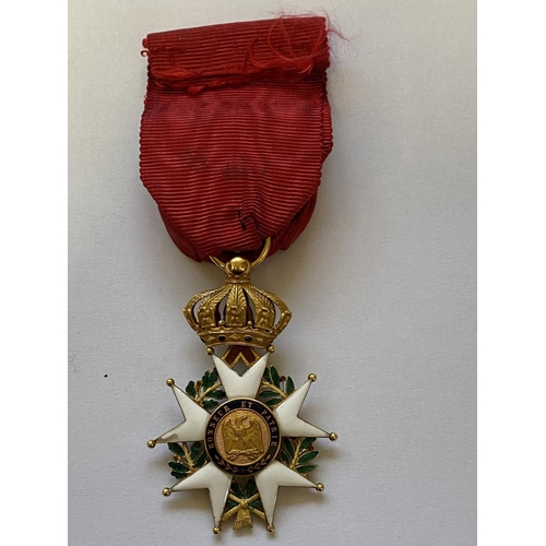 965 - A GOLD AND ENAMEL FRENCH LEGION D'HONNEUR. A Legion D'Honneur Chevalier Officer's award, 2nd Empire ... 