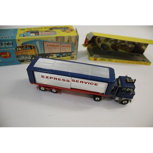 1332 - CORGI MAJOR TOYS - FORD TILT CAB EXPRESS SERVICE Model no 1137, a Ford tilt cab 'H' series Express S... 