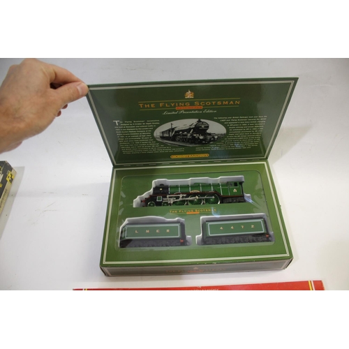 1339 - HORNBY BOXED LOCOMOTIVES including a boxed R075 Limited Edition 1966-1973 Flying Scotsman locomotive... 