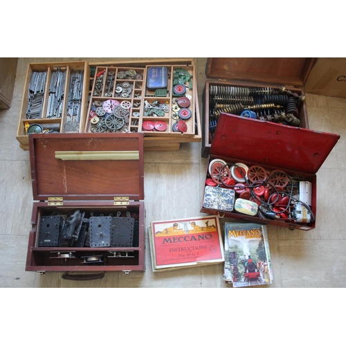 1384 - MECCANO including a box with a lift out tray and with various accessories, marked to the lid 1952 No... 