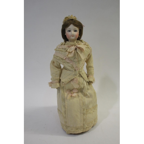 1427 - 19THC FRENCH FASHION DOLL circa 1870, a good quality swivel head on shoulder plate Fashion Doll prob... 