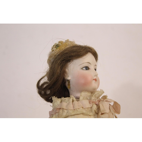 1427 - 19THC FRENCH FASHION DOLL circa 1870, a good quality swivel head on shoulder plate Fashion Doll prob... 