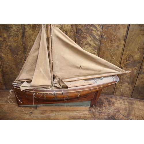 1541 - MODEL OF A BRIXHAM TRAWLER & PRESENTATION CUP - 1890 a detailed model of a Brixham trawler the Daugh... 