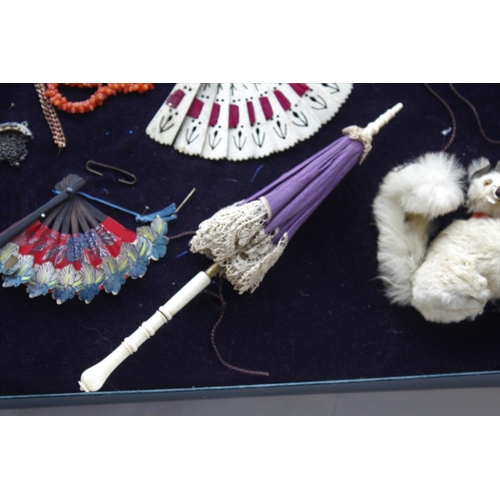 1429 - ANTIQUE DOLL ACCESSORIES including a late 19thc miniature dolls parasol with ivory handle and tip (1... 