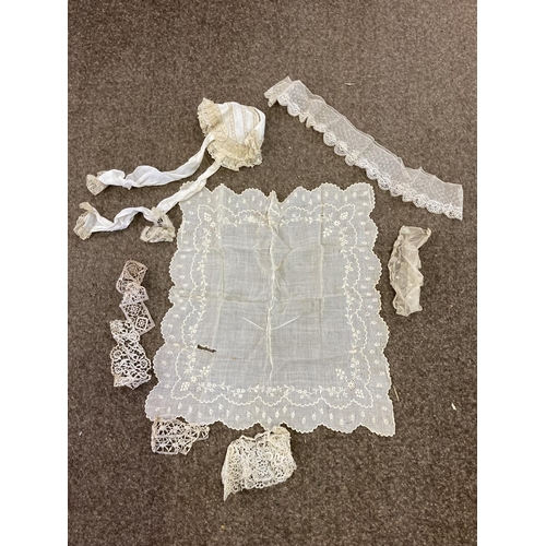 1632 - COLLECTION OF VINTAGE LACE a collection of 19thc and early 20thc lace, comprising large offcuts, flo... 