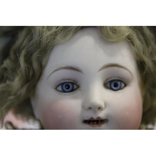 1426 - RARE EARLY STEINER BEBE CLOCKWORK BISQUE HEAD DOLL an early model of a Bebe Parlant Automatique (kic... 