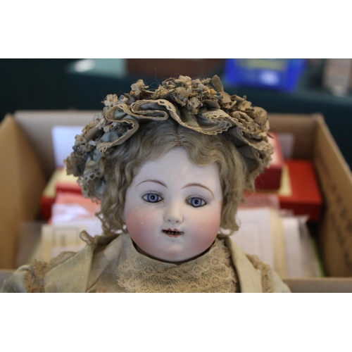 1426 - RARE EARLY STEINER BEBE CLOCKWORK BISQUE HEAD DOLL an early model of a Bebe Parlant Automatique (kic... 