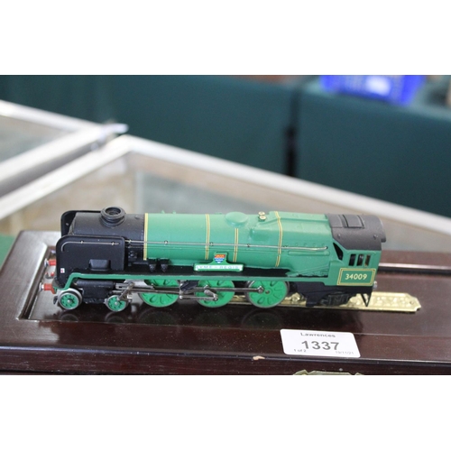 1337 - WRENN BOXED LOCOMOTIVE - LYME REGIS Model No W2237 Lyme Regis locomotive and tender, 4-6-2 Southern ... 