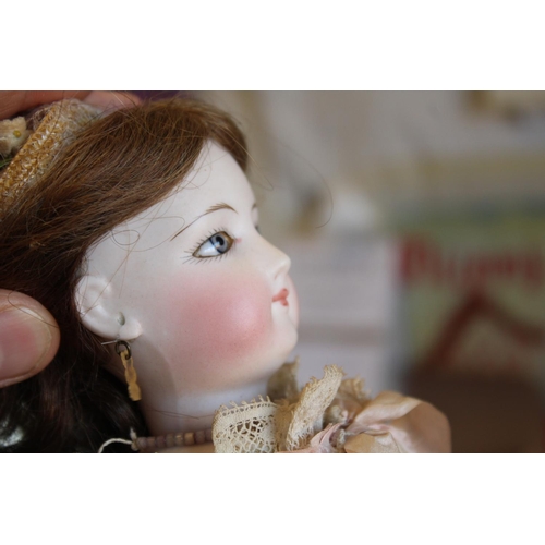 1427 - 19THC FRENCH FASHION DOLL circa 1870, a good quality swivel head on shoulder plate Fashion Doll prob... 