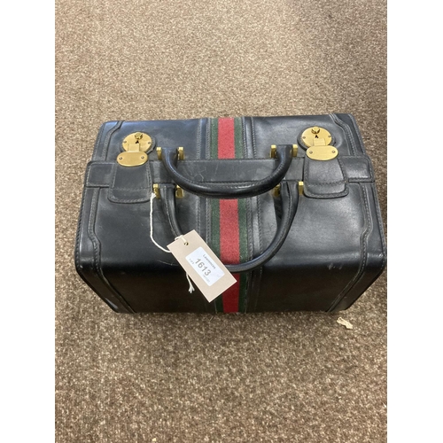 1613 - VINTAGE GUCCI LEATHER LUGGAGE purchased circa 1971, including a leather travelling bag with brass ca... 