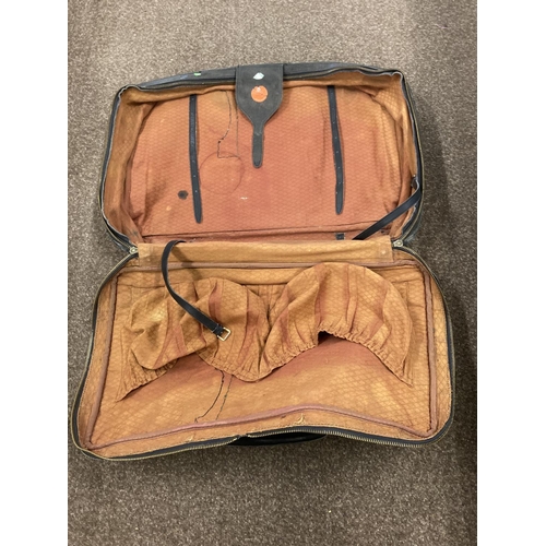 1613 - VINTAGE GUCCI LEATHER LUGGAGE purchased circa 1971, including a leather travelling bag with brass ca... 