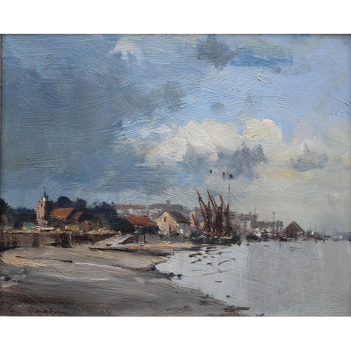 Lot 807       