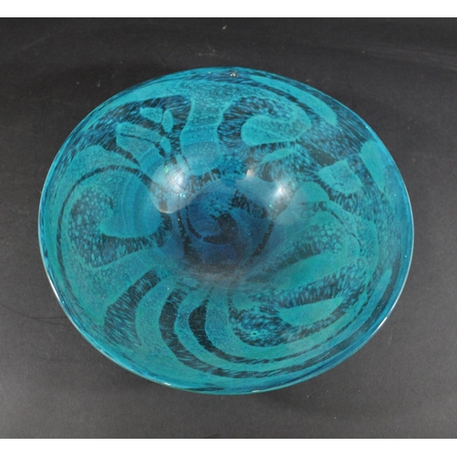 912 - LARGE MDINA GLASS BOWL - MICHAEL HARRIS, 1969 a large shallow bowl with a turquoise and yellow swirl... 