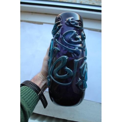 914 - LARGE MDINA GLASS VASE - MICHAEL HARRIS, 1969 an unusual cylindrical purple glass vase, with applied... 