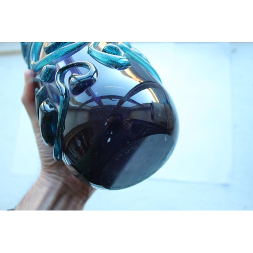 914 - LARGE MDINA GLASS VASE - MICHAEL HARRIS, 1969 an unusual cylindrical purple glass vase, with applied... 