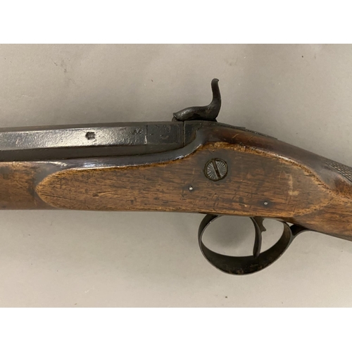 424 - A SINGLE BARREL PERCUSSION SHOTGUN BY W. PARKER. A single barrel muzzle loading gun with an 83cm bar... 