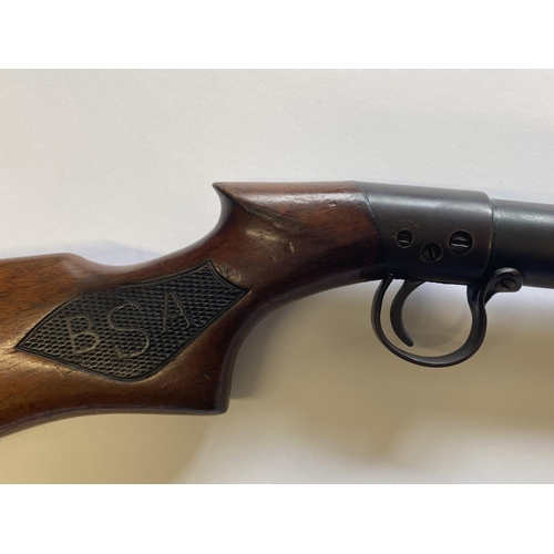 467 - A BSA .22 'T' MODEL AIR RIFLE. With a 49cm barrel with a rotating loading point, numbered T1161 abov... 