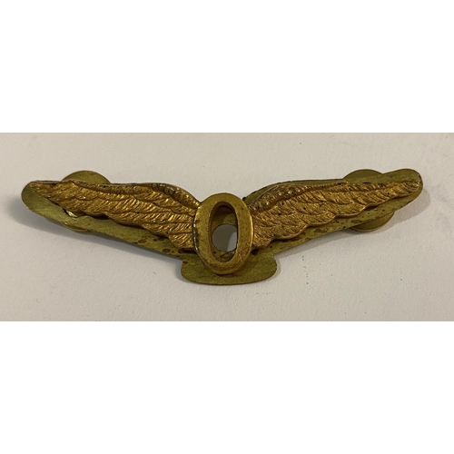 600 - A ROYAL CANADIAN AIR FORCE OPERATIONS BADGE. A Second World War Royal Canadian Air Force badge, the ... 