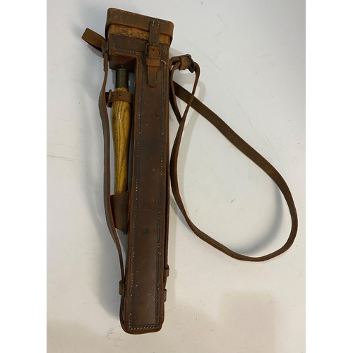 687 - AN OFFICERS TRENCH PERISCOPE AND CASE. A trench periscope with detachable wooden handle, the perisco... 