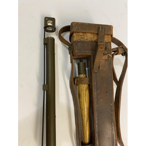 687 - AN OFFICERS TRENCH PERISCOPE AND CASE. A trench periscope with detachable wooden handle, the perisco... 