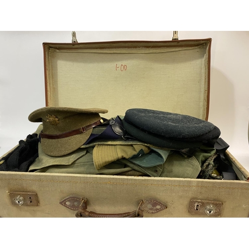 694 - A COLLECTION OF GURKHA AND OTHER POSTWAR UNIFORM. A collection of uniform comprising a 1951 Pattern ... 