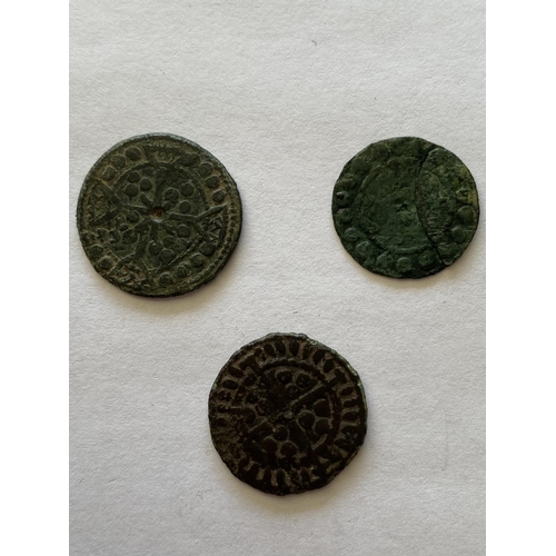 996 - THREE ENGLISH MEDIEVAL COPPER-ALLOY JETTONS. Three Jettons, 13th-14th Century. Including a Penny Typ... 