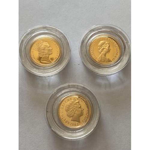 1293 - THE FACES OF QUEEN ELIZABETH II, THREE PROOF HALF SOVEREIGNS. Elizabeth II proof half sovereigns dat... 