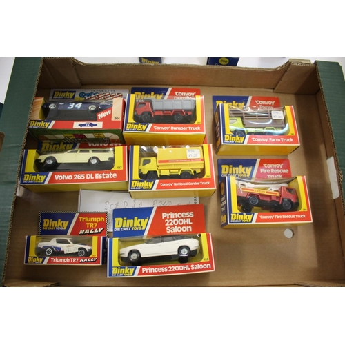 1519 - BOXED DINKY TOYS 21 boxed models including 950 Foden Tanker Burmah, 683 Chieftain Tank (x2), 303 Arm... 