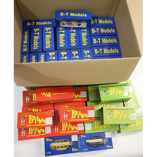 1616 - BRITBUS BOXED BUSES 18 boxed Britbus model buses, including R602 Alexander, R807 Scania, R810 Alexan... 