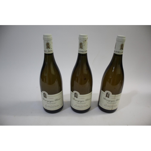 1903 - BOURGOGNE BLANC - JEAN-PHILIPPE FICHET 3 bottles of Bourgogne Blanc Fichet 1999, 750ml bottles. (3)... 