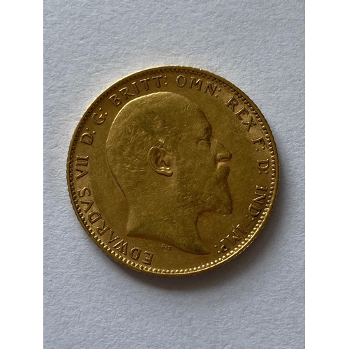 1297 - AN EDWARD VII SOVEREIGN.An Edward VII Sovereign dated 1903.