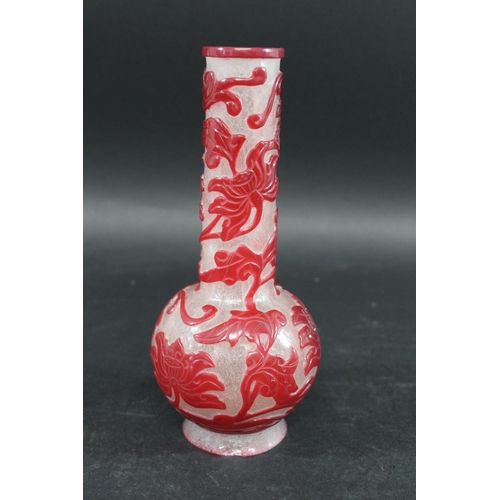 1002 - CHINESE PEKING CAMEO GLASS VASE with a narrow elongated neck and bulbous body, overlaid with red gla... 