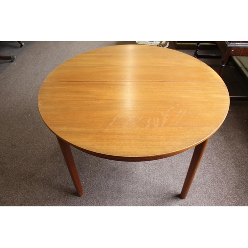 708 - A H MCINTOSH & CO 'MC' - RETRO DINING TABLE & CHAIRS a teak circular extending teak dining table wit... 